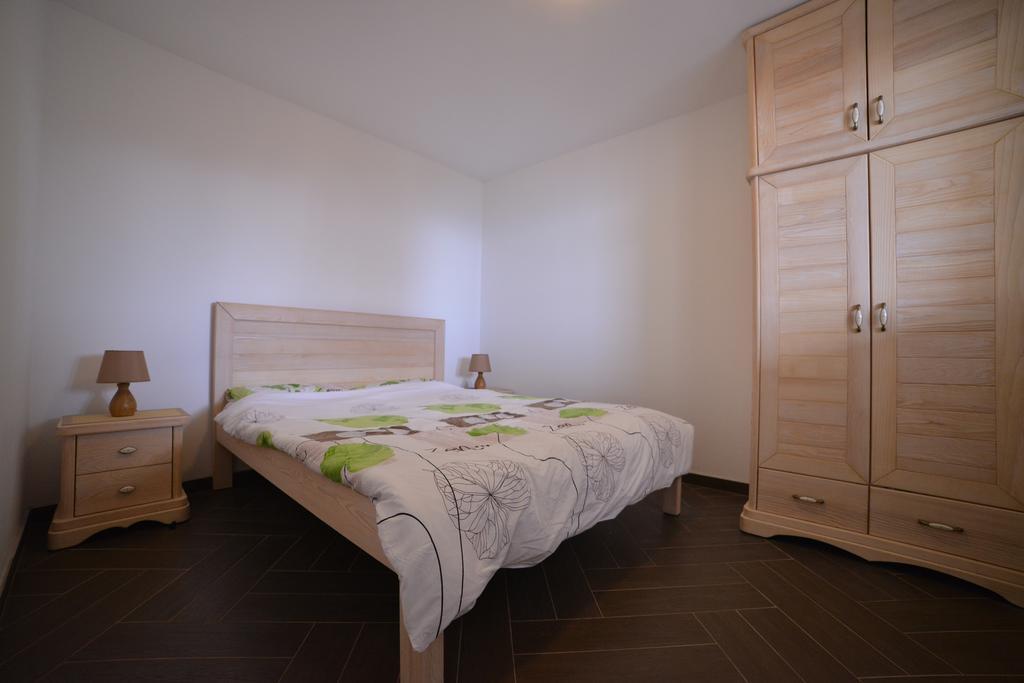 Apartments Kuljace 스베티스테판 외부 사진