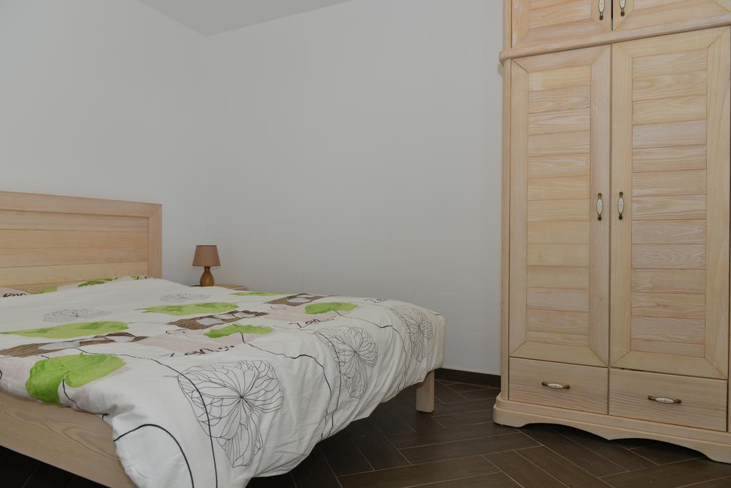 Apartments Kuljace 스베티스테판 외부 사진