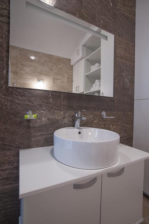 Apartments Kuljace 스베티스테판 외부 사진