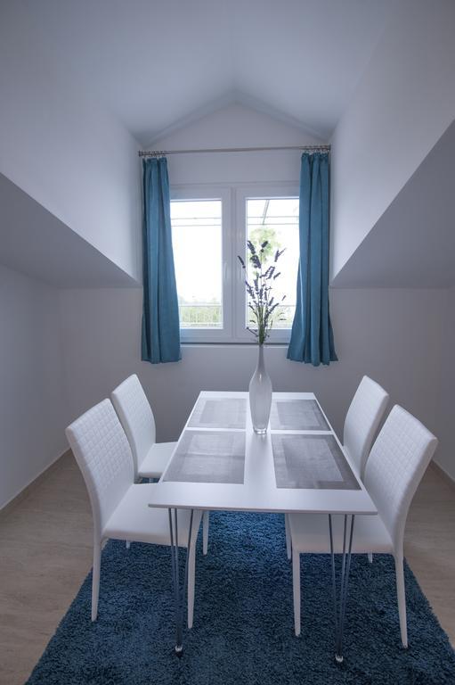Apartments Kuljace 스베티스테판 외부 사진