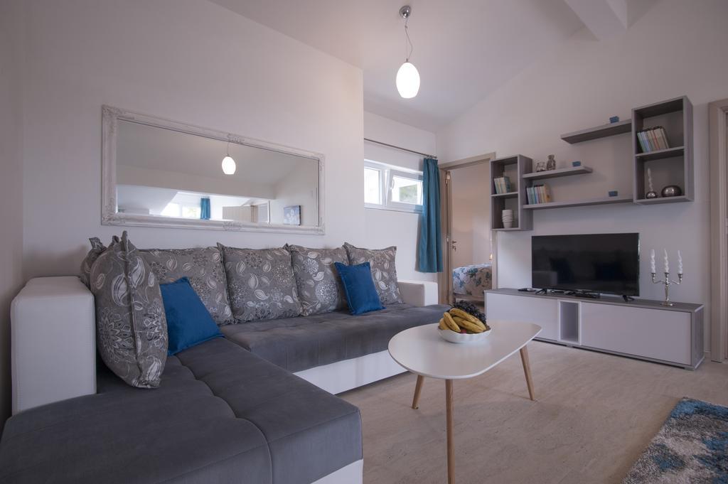 Apartments Kuljace 스베티스테판 외부 사진