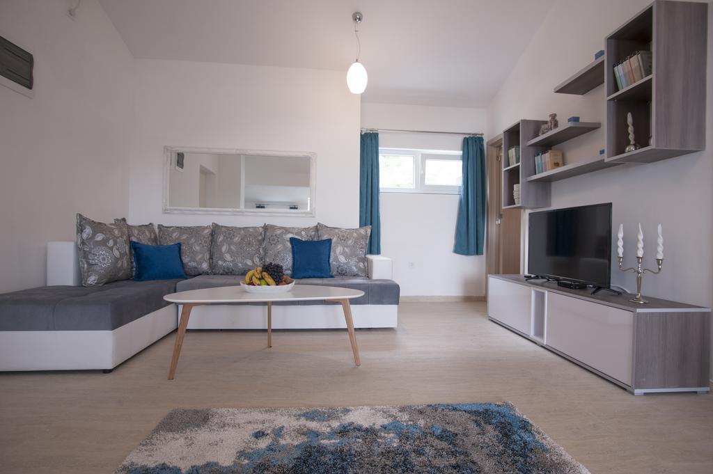 Apartments Kuljace 스베티스테판 외부 사진