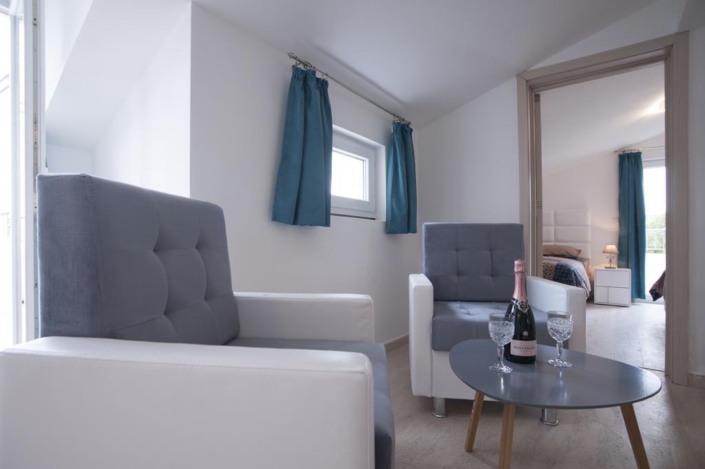 Apartments Kuljace 스베티스테판 외부 사진